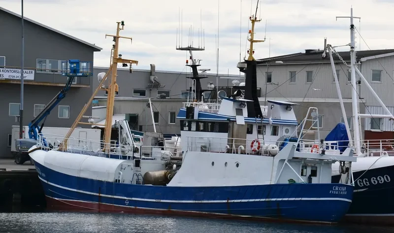 CRONA Fishing Vessel IMO 6909935 photo 2