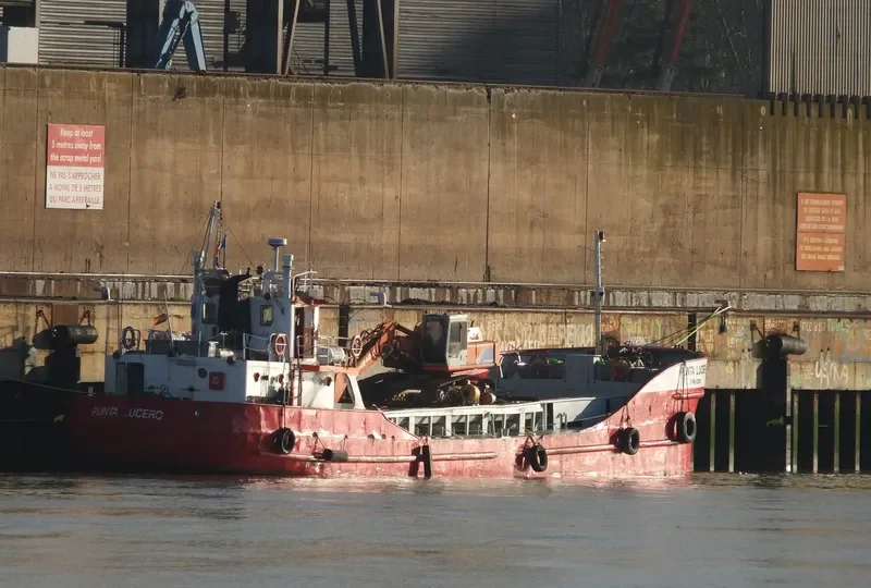 PUNTA LUCERO Barge IMO 6913027 photo 5