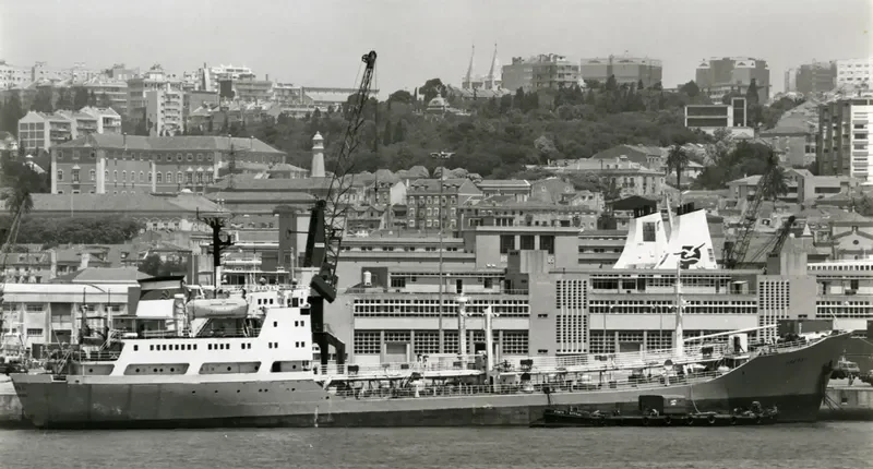 PERLA Tanker IMO 6914708 photo 2