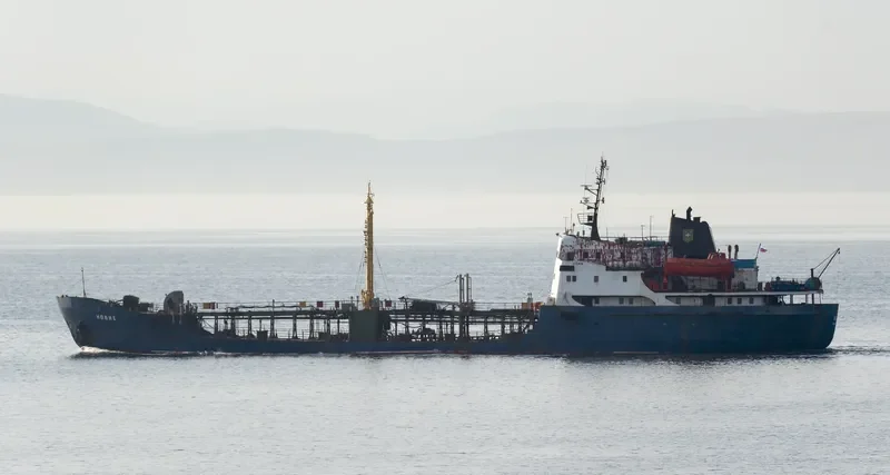 NOVIK Tanker IMO 6915738 photo 3