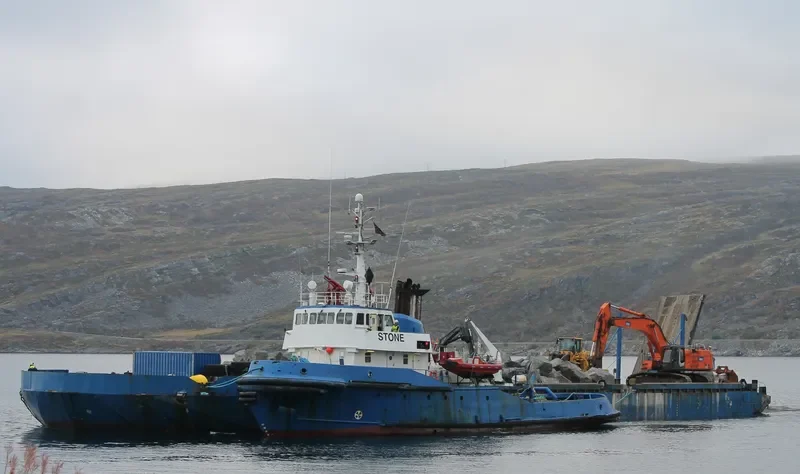 STONE Tug Boat IMO 6917516 photo 10