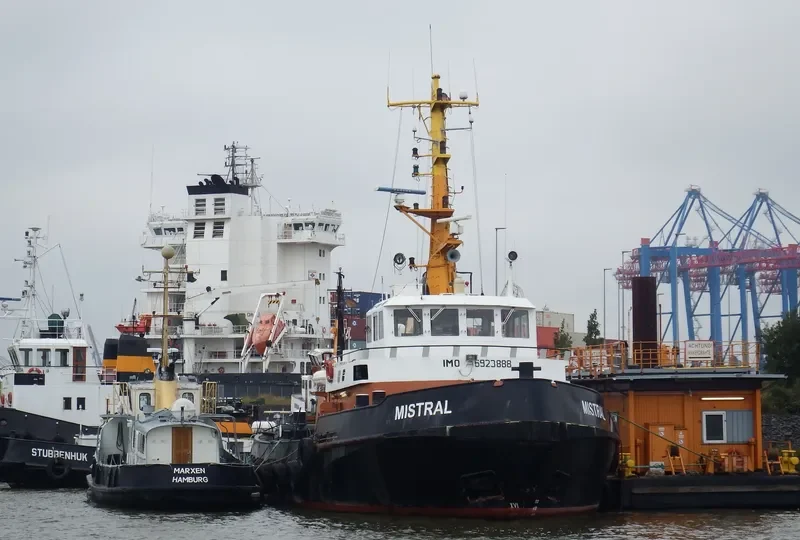 MISTRAL General Cargo IMO 6923888 photo 6