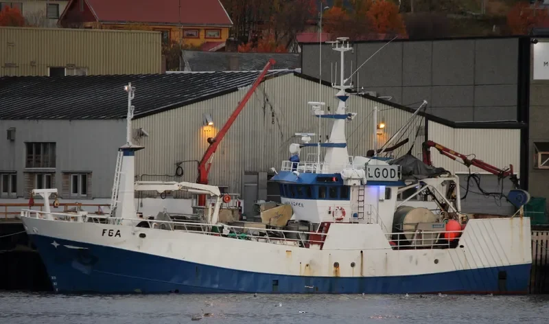 GEIR ROGER Fishing Vessel IMO 6924284 photo 4