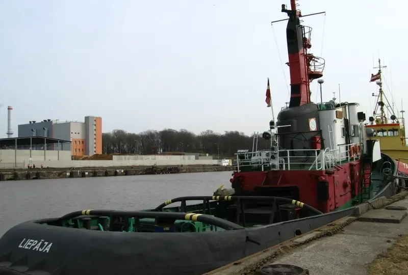 NAMEJS Tug Boat IMO 6926062 photo 7