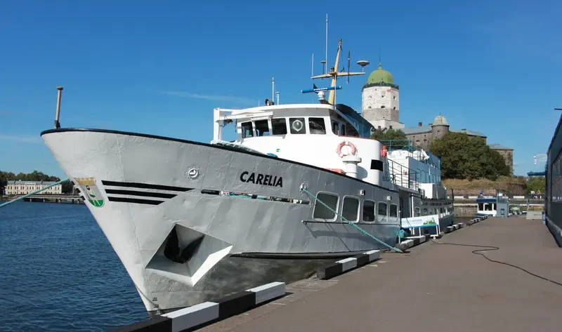 CARELIA Passenger Ship IMO 6926244 photo 2