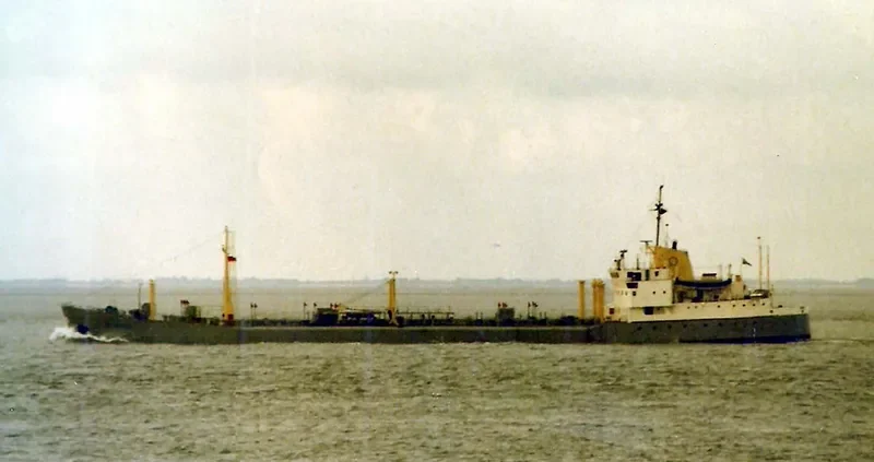 VIOR Tanker IMO 6928228 photo 2