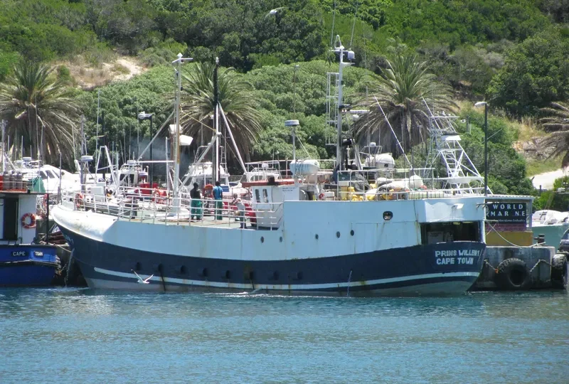 PRINS WILLEM 1 Fishing Vessel IMO 6930312 photo 2