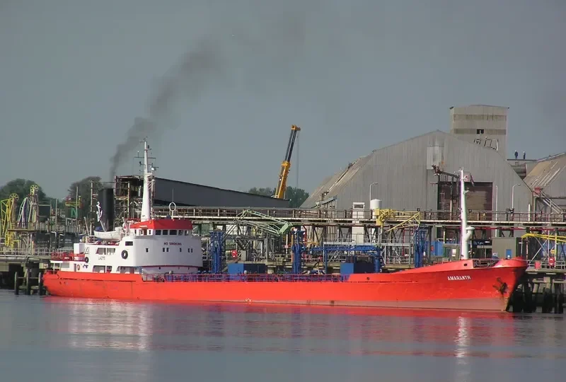 RTS VAROT Tanker IMO 6930336 photo 2