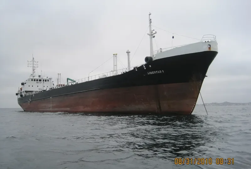LIBERTAD I Tanker IMO 7003403 photo 3