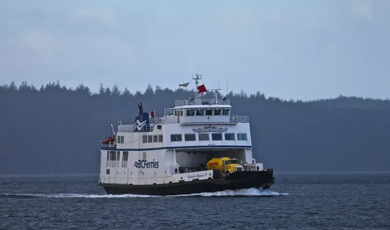 QUADRA QUEEN II Ro-Ro IMO 7003439 photo 7