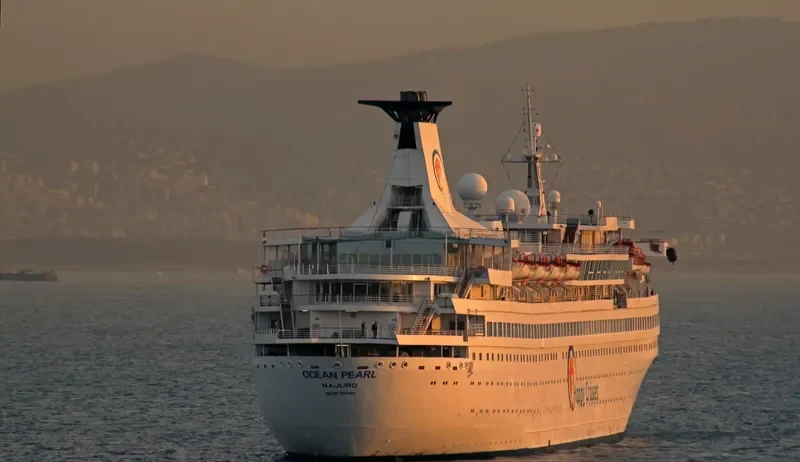 FORMOSA QUEEN Passenger Ship IMO 7005190 photo 5