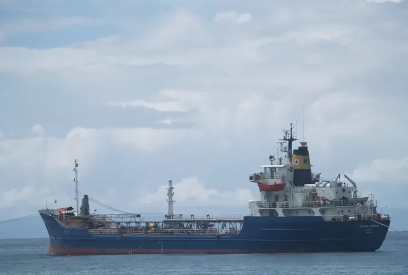 OCEAN COURIER Tanker IMO 7005281 photo 3
