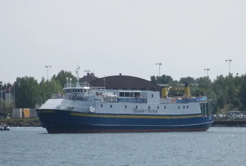 SOLSUND Ro-Ro IMO 7005346 photo 2