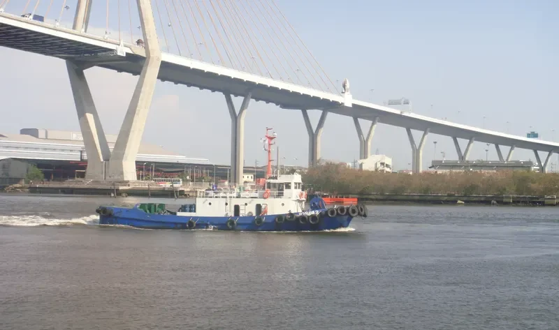 R.S.2 Tug Boat IMO 7005516 photo 2