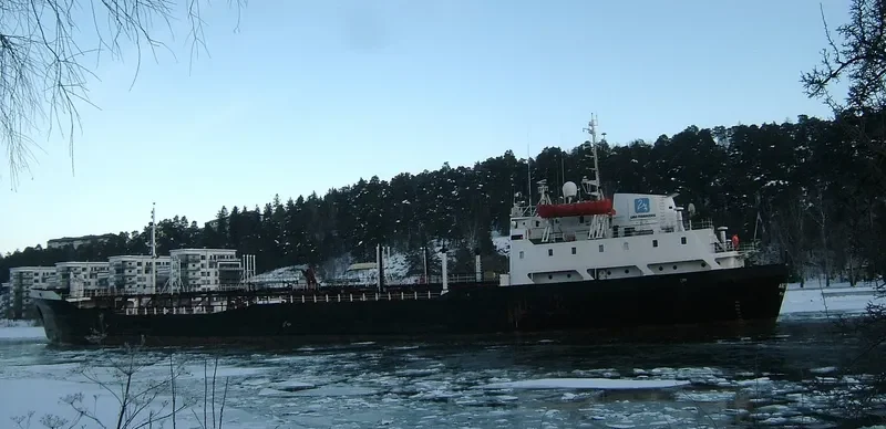 TEKOS Tanker IMO 7005982 photo 10