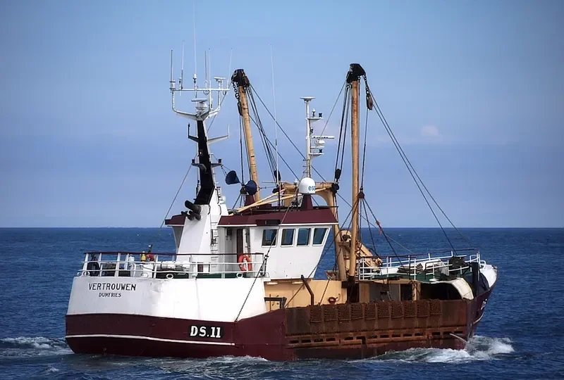 CAMM BOUNTEOUS Fishing Vessel IMO 7011046 photo 6