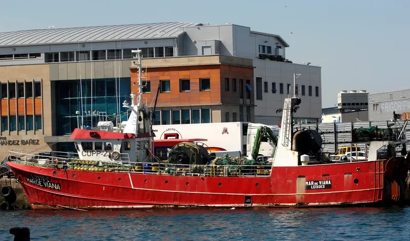 MAR DE VIANA Fishing Vessel IMO 7011278 photo 2