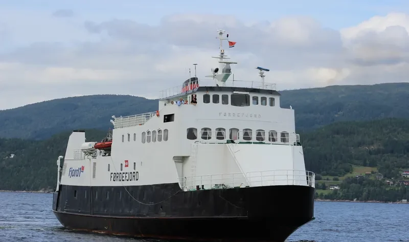 ADMIRAL BAY 3 General Cargo IMO 7013680 photo 6