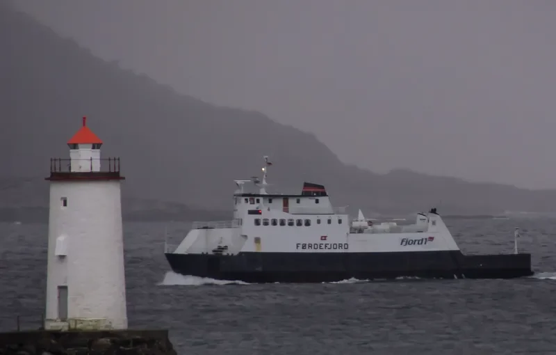 ADMIRAL BAY 3 General Cargo IMO 7013680 photo 8