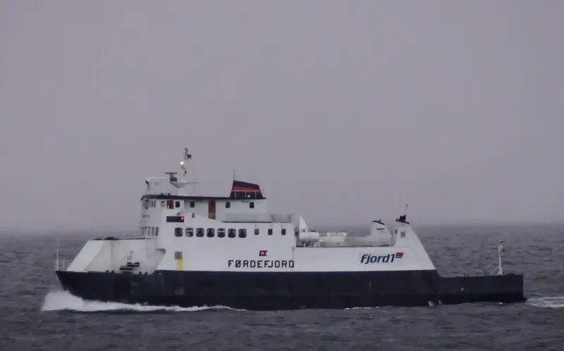 ADMIRAL BAY 3 General Cargo IMO 7013680 photo 9