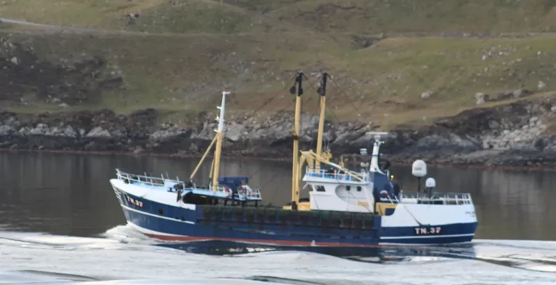 CAMM COURAGEOUS General Cargo IMO 7015456 photo 2