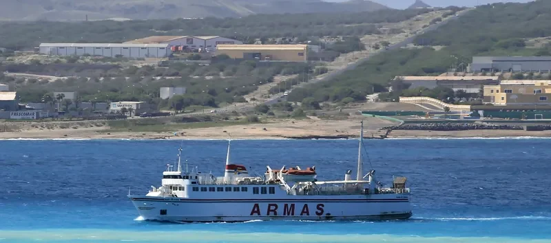 MAR D'CANAL Ro-Ro IMO 7022708 photo 3