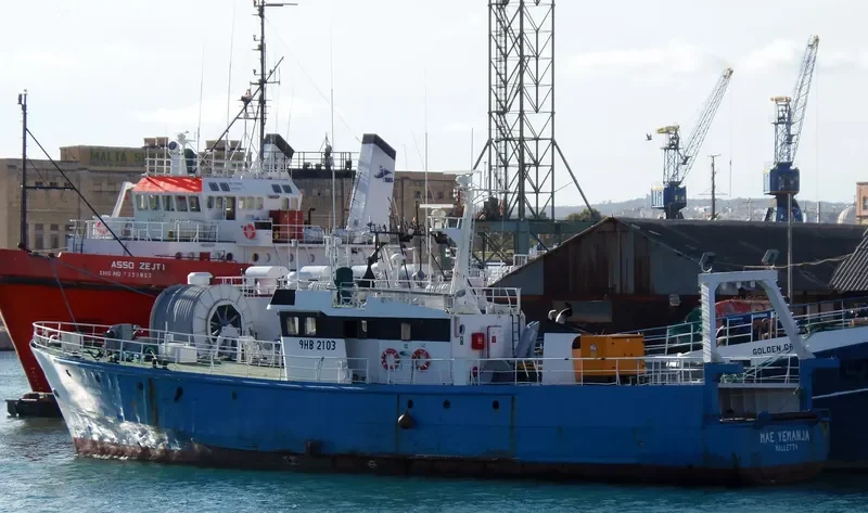MAE YEMANJA Fishing Vessel IMO 7027459 photo 2
