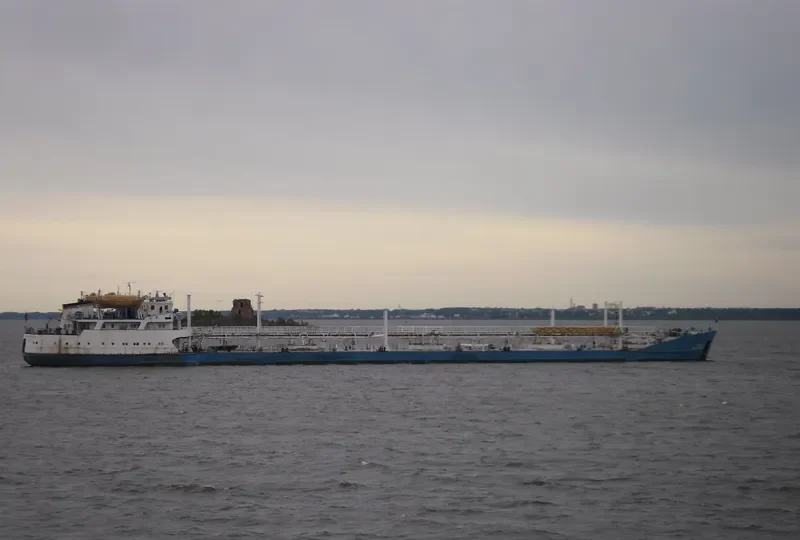 KOMSOMOL VOLGOGRADA Tanker IMO 7038355 photo 3