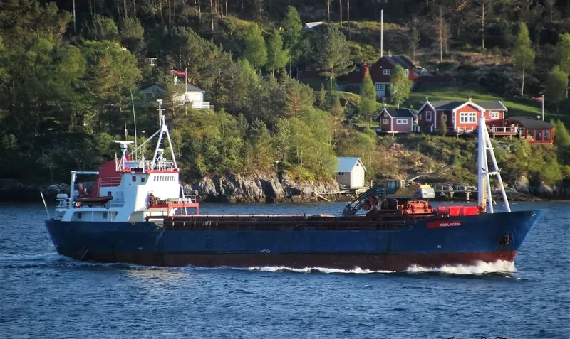 ROSLAGEN General Cargo IMO 7039531 photo 6