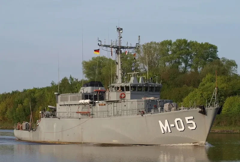 VIESTURS Fishing Vessel IMO 7040554 photo 7