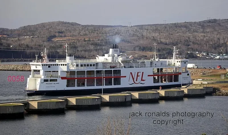 HOLIDAY ISLAND Ro-Ro IMO 7041431 photo 8
