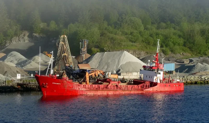 TORNADO General Cargo IMO 7042291 photo 2
