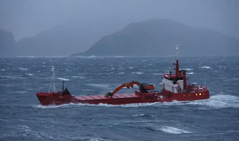 TORNADO General Cargo IMO 7042291 photo 4
