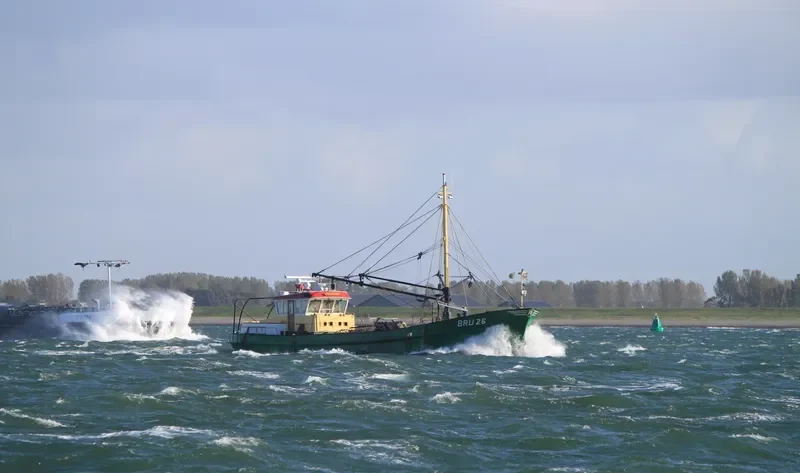 YE 85 MANUS Fishing Vessel IMO 7042590 photo 5