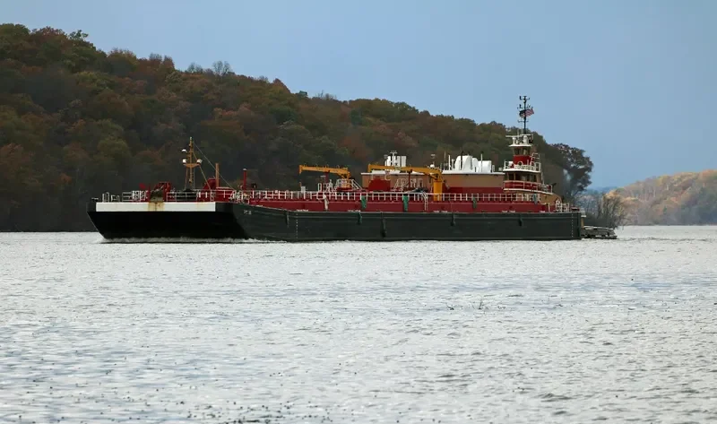 JILL REINAUER Tug Boat IMO 7042813 photo 2