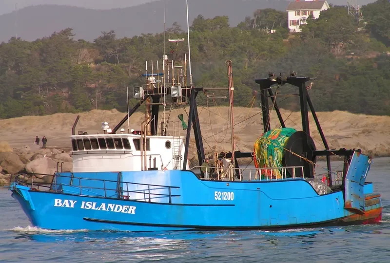 BAY ISLANDER Fishing Vessel IMO 7042916 photo 4