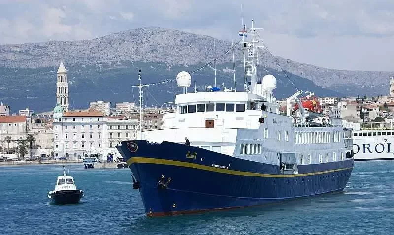 MONET Passenger Ship IMO 7045803 photo 7