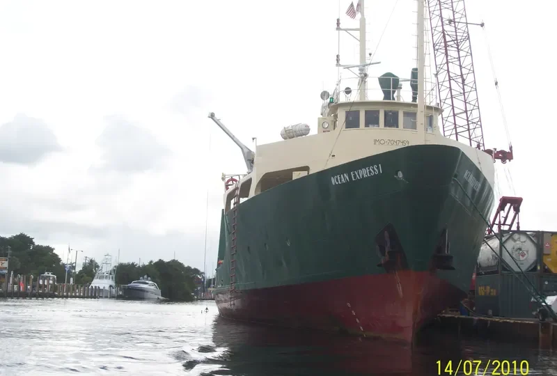 OCEAN EXPRESS 1 Ro-Ro IMO 7047459 photo 6