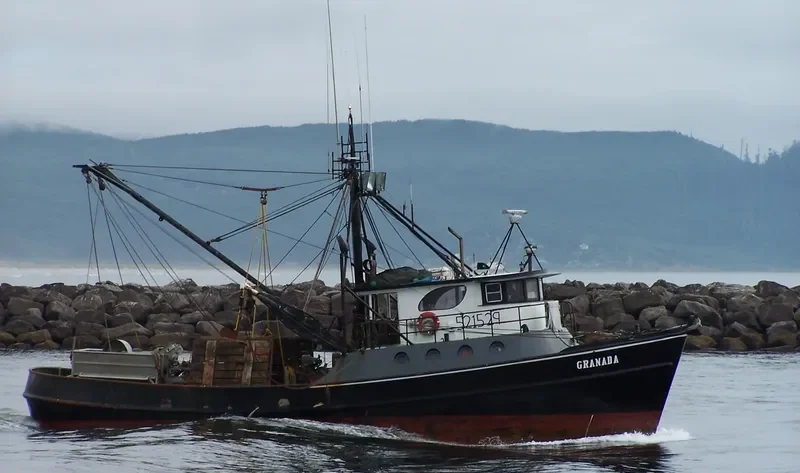 GRANADA Fishing Vessel IMO 7047849 photo 4