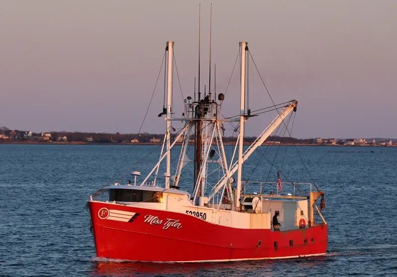 MISS TYLER Fishing Vessel IMO 7049330 photo 3