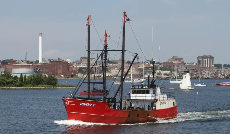 DONNY C. Fishing Vessel IMO 7049732 photo 9