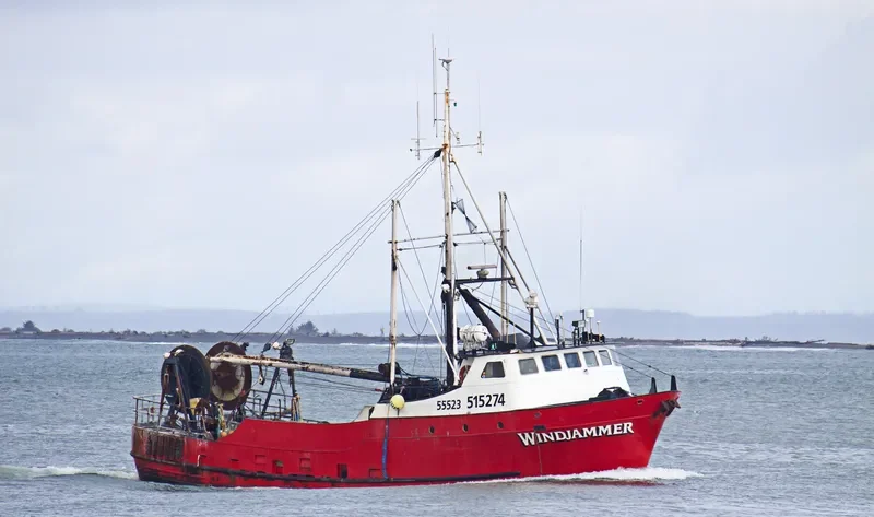 ALASKA WIND Fishing Vessel IMO 7050200 photo 3