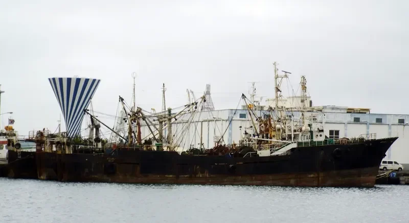 APSARI NO.3 General Cargo IMO 7051204 photo 4