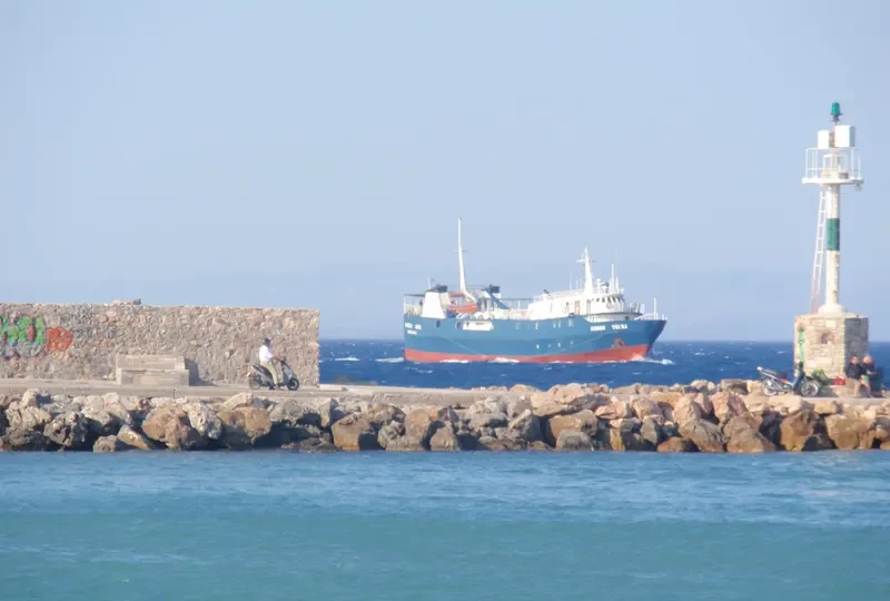 NISSOS THIRA Ro-Ro IMO 7052090 photo 4