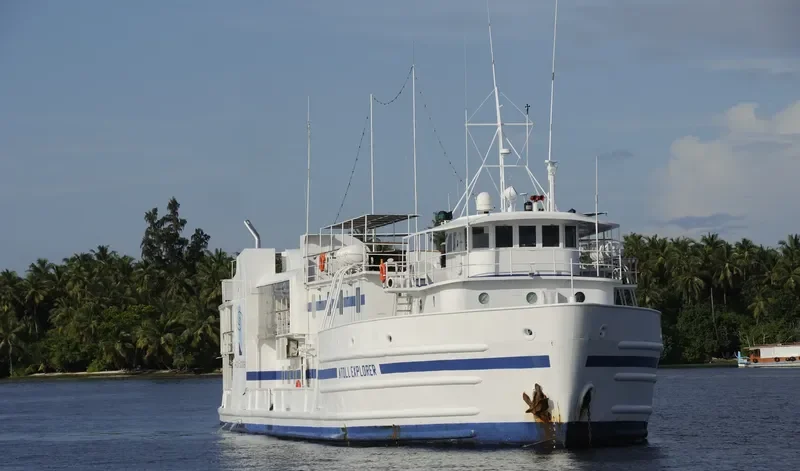 ATOLL EXPLORER Passenger Vessel IMO 7101231 photo 3