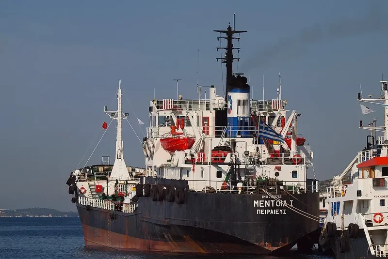 MEDOIL I Tanker IMO 7102766 photo 5