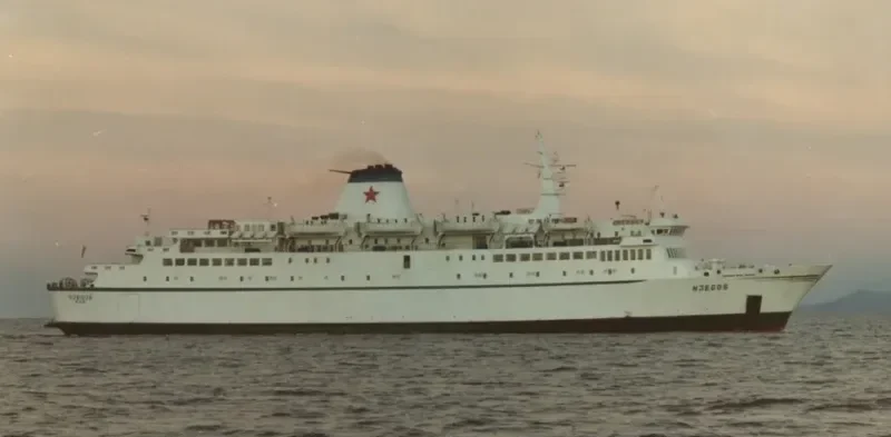 NOOR 1 Ro-Ro IMO 7104441 photo 6