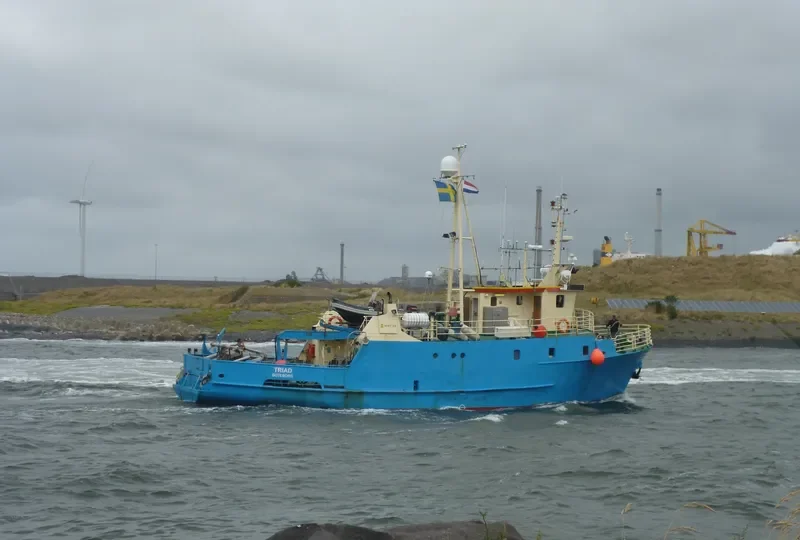 TRIAD Research Vessel IMO 7105146 photo 6