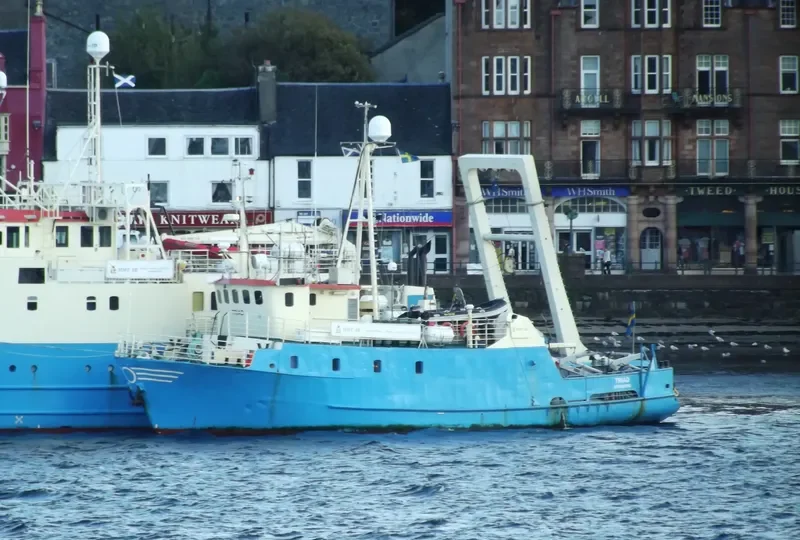 TRIAD Research Vessel IMO 7105146 photo 10