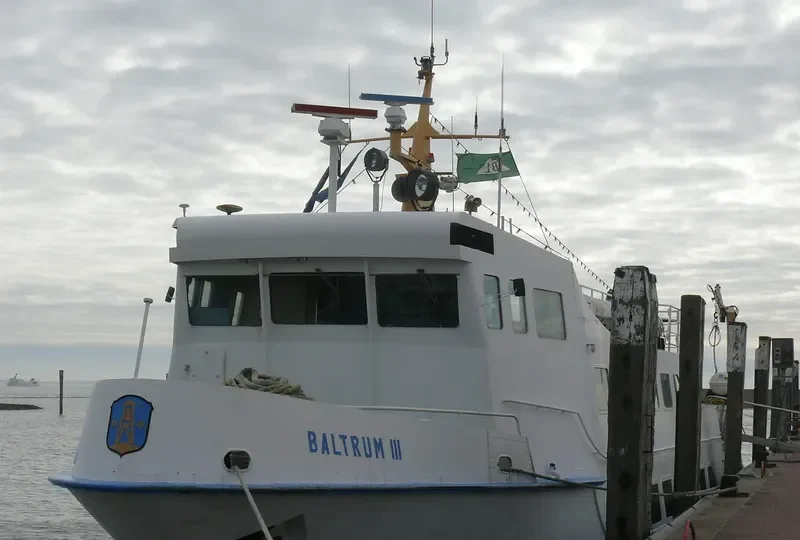 BALTRUM 3 Passenger Ship IMO 7110397 photo 9
